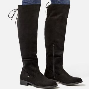 Black riding boots